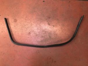 Gebruikte Deurrubber 2Deurs links BMW Z3 Prijs op aanvraag aangeboden door N Kossen Autorecycling BV