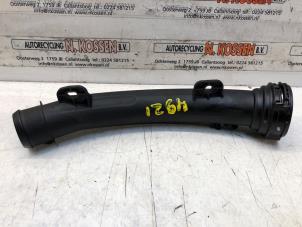 Gebruikte Intercooler Buis Opel Grandland (X) 1.2 Turbo 12V Prijs op aanvraag aangeboden door N Kossen Autorecycling BV