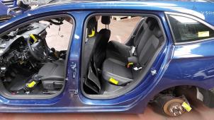 Gebruikte Portierrubber 4Deurs links-achter Opel Astra K Sports Tourer 1.2 Turbo 12V Prijs op aanvraag aangeboden door N Kossen Autorecycling BV