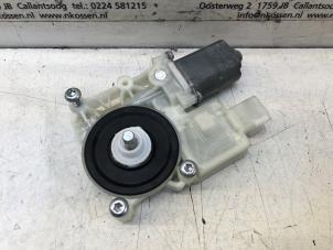 Gebruikte Motor electrisch raam Opel Astra K Sports Tourer 1.2 Turbo 12V Prijs op aanvraag aangeboden door N Kossen Autorecycling BV