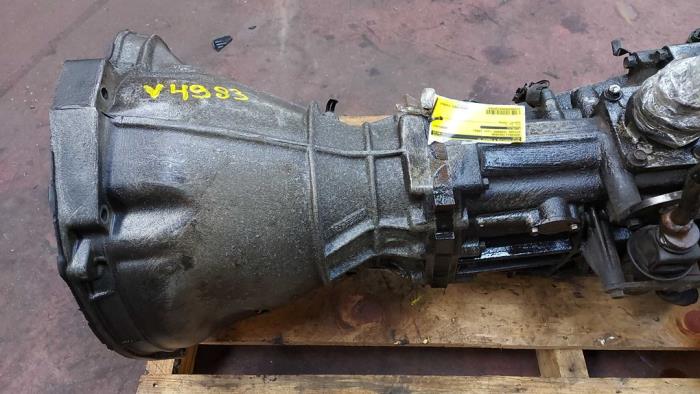 Gebruikte Versnellingsbak Nissan Terrano II (R20/TR50) 2.4 SE,SLX 12V Prijs op aanvraag aangeboden door N Kossen Autorecycling BV