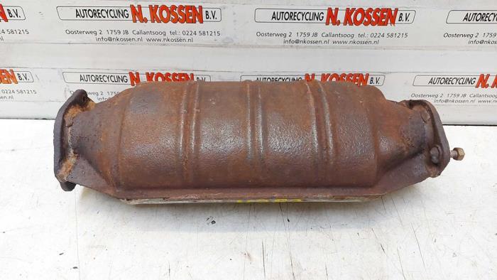 Gebruikte Katalysator Nissan Terrano II (R20/TR50) 2.4 SE,SLX 12V Prijs op aanvraag aangeboden door N Kossen Autorecycling BV