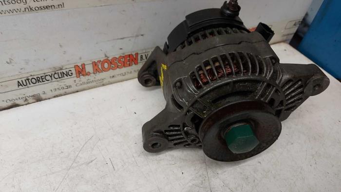 Gebruikte Alternator Nissan Terrano II (R20/TR50) 2.4 SE,SLX 12V Prijs op aanvraag aangeboden door N Kossen Autorecycling BV