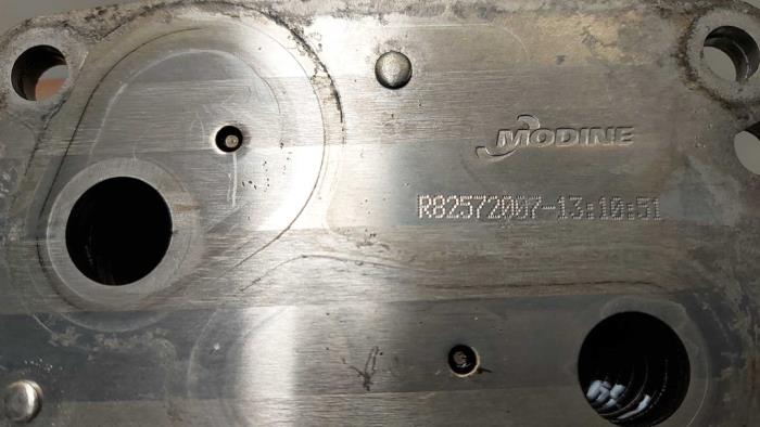 Oliekoeler van een Peugeot Boxer (U9) 2.2 Blue HDi 140 2020