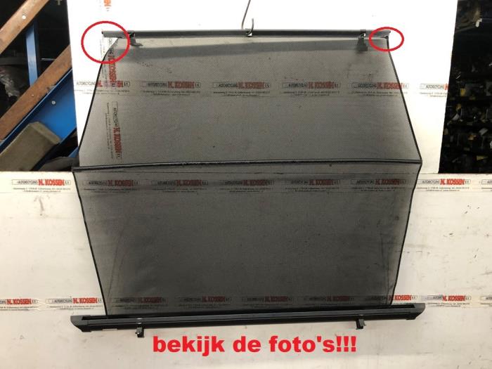 Windscherm van een Volkswagen Golf III Cabrio Restyling (1E7) 1.8 Kat. 2001