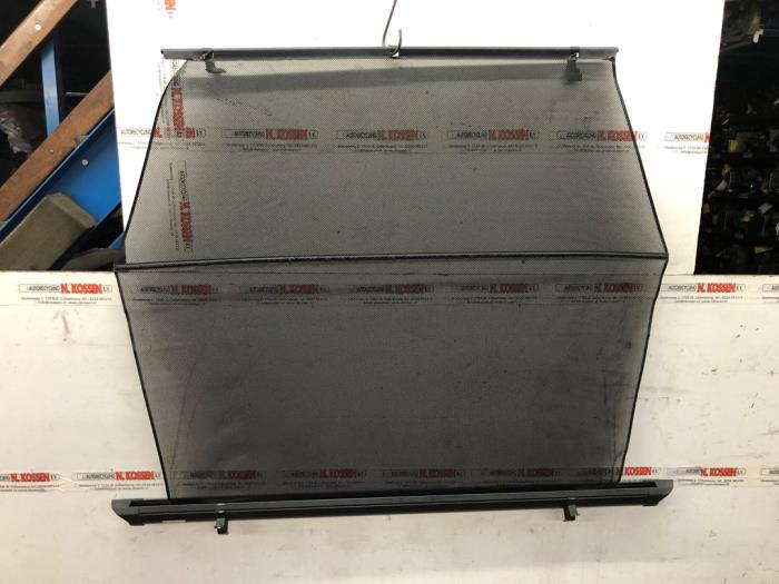 Windscherm van een Volkswagen Golf III Cabrio Restyling (1E7) 1.8 Kat. 2001