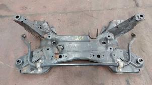 Gebruikte Subframe Nissan NV 400 Prijs op aanvraag aangeboden door N Kossen Autorecycling BV