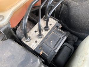 Gebruikte ABS Pomp Audi A6 Avant (C5) 2.4 V6 30V Prijs op aanvraag aangeboden door N Kossen Autorecycling BV