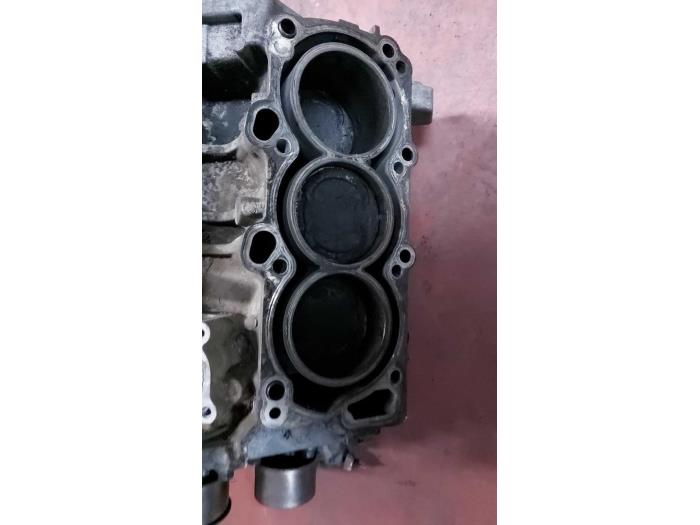 Gebruikte Zuiger Opel Frontera (6B) 3.2 V6 24V Prijs op aanvraag aangeboden door N Kossen Autorecycling BV