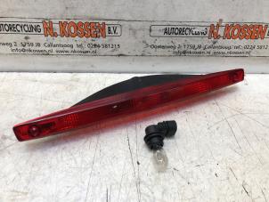 Gebruikte Extra Remlicht midden Smart Fortwo Coupé (451.3) 1.0 52 KW Prijs op aanvraag aangeboden door N Kossen Autorecycling BV