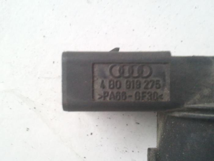 Gebruikte Sensor PDC Audi S8 (D2) S8 4.2 V8 32V Prijs op aanvraag aangeboden door N Kossen Autorecycling BV