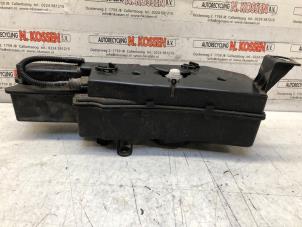 Gebruikte Additatief tank Citroen Berlingo 1.6 BlueHDI 100 Prijs op aanvraag aangeboden door N Kossen Autorecycling BV