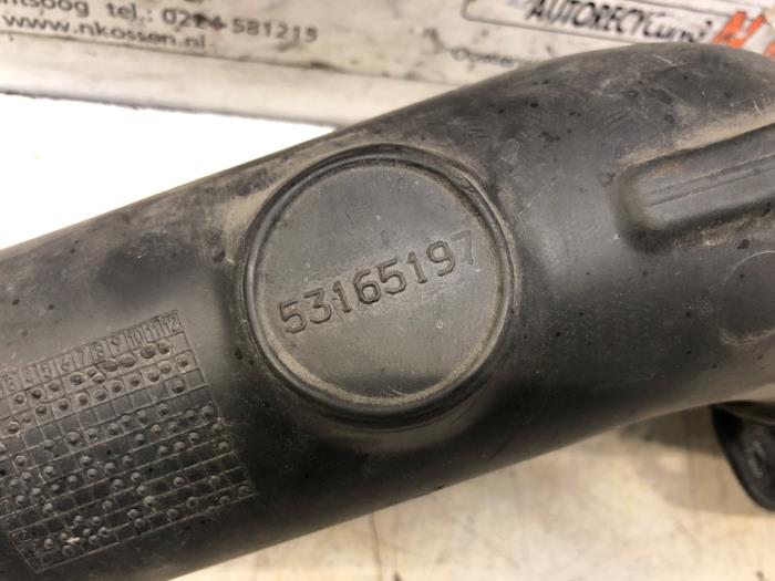 Aanzuigslang Lucht van een Peugeot Boxer (U9) 2.2 Blue HDi 140 2020