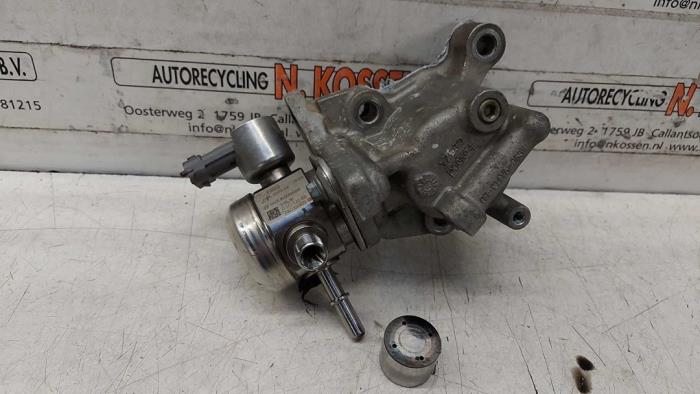 Begagnade Hogedrukpomp Landrover Freelander II 2.0 Si4 16V Pris på förfrågan erbjuds av N Kossen Autorecycling BV