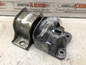 Gebruikte Versnellingsbak Steun Peugeot Boxer (U9) 2.2 Blue HDi 140 Prijs op aanvraag aangeboden door N Kossen Autorecycling BV