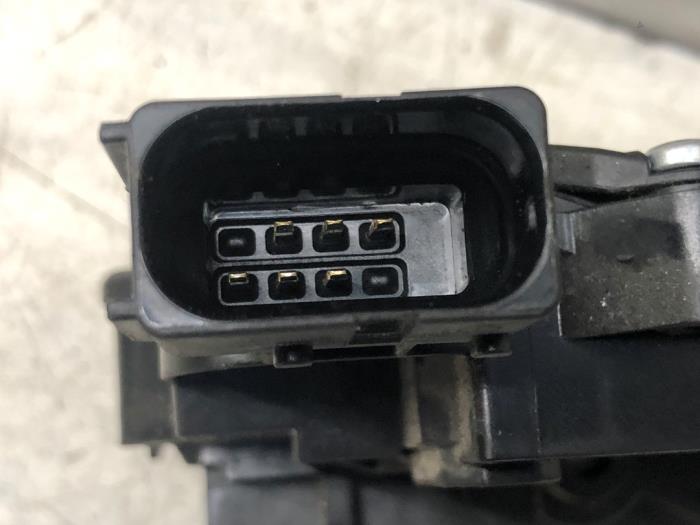 Deurslot Mechaniek 2Deurs rechts van een Peugeot Boxer (U9) 2.2 Blue HDi 140 2020