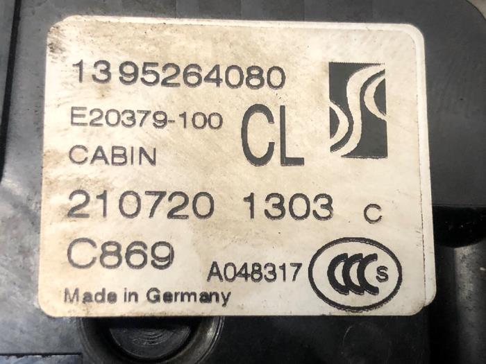 Deurslot Mechaniek 2Deurs rechts van een Peugeot Boxer (U9) 2.2 Blue HDi 140 2020