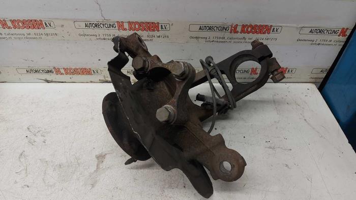 Fusee rechts-voor van een Peugeot Boxer (U9) 2.2 Blue HDi 140 2020