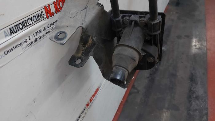 Hefmechniek Reservewiel van een Peugeot Boxer (U9) 2.2 Blue HDi 140 2020