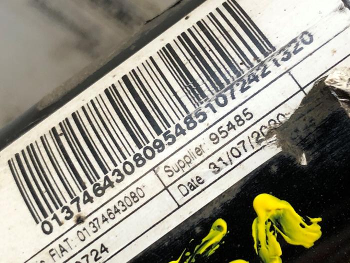 Schokdemperpoot links-voor van een Peugeot Boxer (U9) 2.2 Blue HDi 140 2020