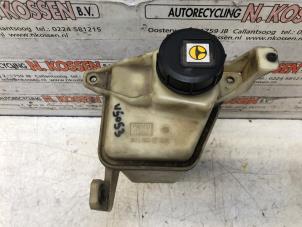 Gebruikte Remvloeistof reservoir Peugeot Boxer (U9) 2.2 Blue HDi 140 Prijs op aanvraag aangeboden door N Kossen Autorecycling BV