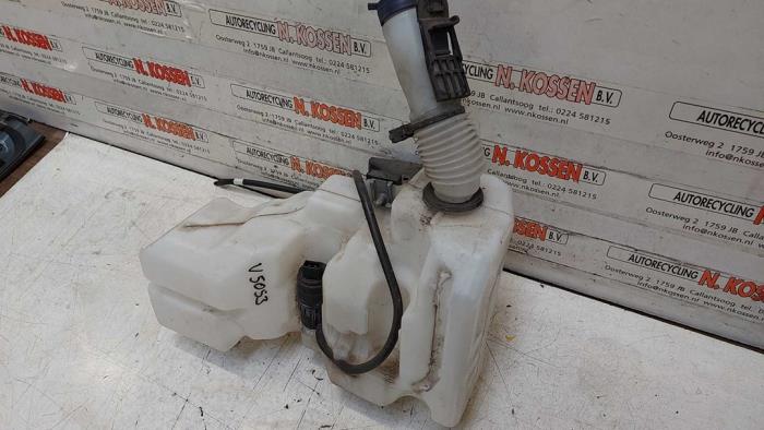 Ruitensproeiertank voor van een Peugeot Boxer (U9) 2.2 Blue HDi 140 2020