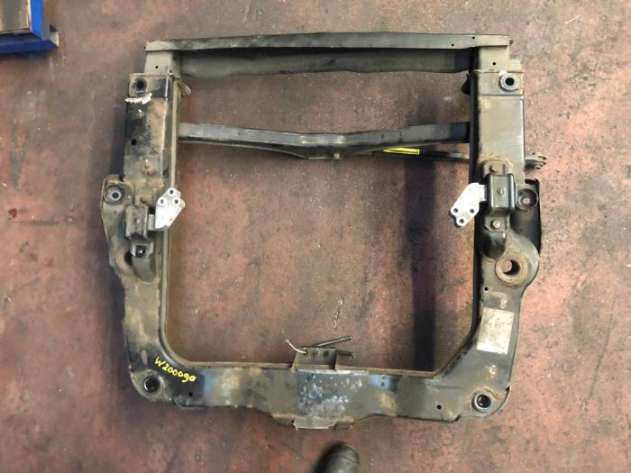 Gebruikte Subframe Smart Fortwo Coupé (451.3) Electric Drive Prijs op aanvraag aangeboden door N Kossen Autorecycling BV