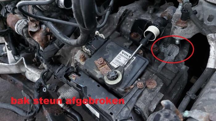 Versnellingsbak van een Volvo XC60 I (DZ) 2.0 T5 16V 2014