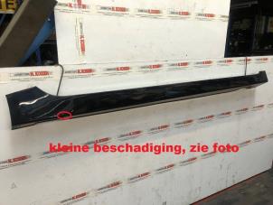 Gebruikte Zijskirt rechts Hyundai Ioniq Electric Prijs op aanvraag aangeboden door N Kossen Autorecycling BV