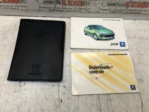 Gebruikte Instructie Boekje Peugeot 206 CC (2D) 1.6 16V Prijs op aanvraag aangeboden door N Kossen Autorecycling BV