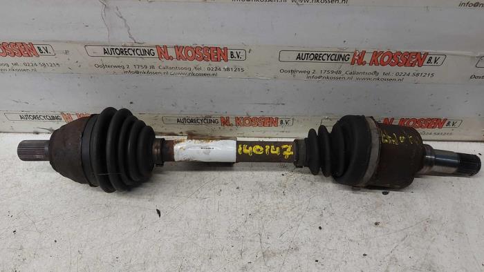 Gebruikte Aandrijfas links-voor Ford Focus 2 Wagon 1.6 TDCi 16V 110 Prijs op aanvraag aangeboden door N Kossen Autorecycling BV