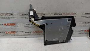 Gebruikte Antenne Smart Fortwo Coupé (453.3) Electric Drive Prijs op aanvraag aangeboden door N Kossen Autorecycling BV