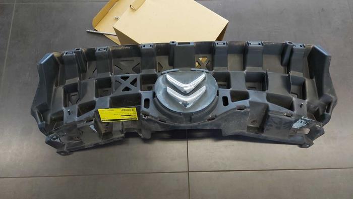 Gebruikte Frontpaneel Citroen C1 1.0 12V Prijs op aanvraag aangeboden door N Kossen Autorecycling BV