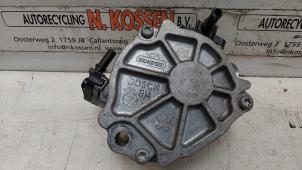 Gebruikte Videpomp (Diesel) Opel Vivaro Prijs op aanvraag aangeboden door N Kossen Autorecycling BV