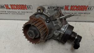 Gebruikte Dieselpomp Opel Vivaro Prijs op aanvraag aangeboden door N Kossen Autorecycling BV