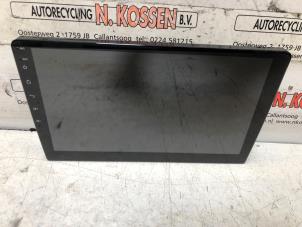 Gebruikte Navigatie Systeem Renault Clio IV Estate/Grandtour (7R) 0.9 Energy TCE 12V Prijs op aanvraag aangeboden door N Kossen Autorecycling BV