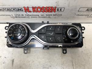 Gebruikte Climatronic Paneel Renault Clio IV Estate/Grandtour (7R) 0.9 Energy TCE 12V Prijs op aanvraag aangeboden door N Kossen Autorecycling BV