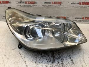 Gebruikte Rechter Koplamp Citroen C5 II Break (RE) 2.0 16V Prijs op aanvraag aangeboden door N Kossen Autorecycling BV