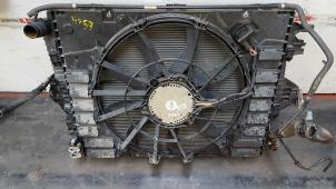 Gebruikte Radiateur Volkswagen Touareg Prijs op aanvraag aangeboden door N Kossen Autorecycling BV