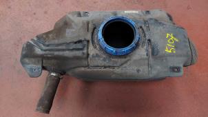 Gebruikte Tank Peugeot 107 1.0 12V Prijs op aanvraag aangeboden door N Kossen Autorecycling BV