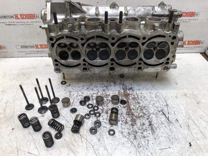 Gebruikte Cilinderkop Toyota Celica Prijs op aanvraag aangeboden door N Kossen Autorecycling BV