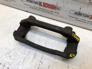 Gebruikte Remzadel links-voor Dodge Ram 3500 Standard Cab (DR/DH/D1/DC/DM) 5.7 V8 Hemi 1500 4x4 Prijs op aanvraag aangeboden door N Kossen Autorecycling BV