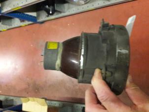 Gebruikte Koplamp links BMW 3-Serie Prijs op aanvraag aangeboden door N Kossen Autorecycling BV