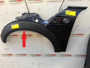 Gebruikte Schermverbreder Mini Mini (R56) 1.6 16V Cooper S Prijs op aanvraag aangeboden door N Kossen Autorecycling BV