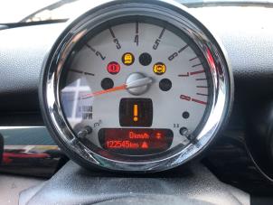 Gebruikte Toerenteller Mini Mini (R56) 1.6 16V Cooper S Prijs op aanvraag aangeboden door N Kossen Autorecycling BV