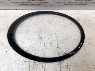 Gebruikte Koplamprand links Mini Mini (R56) 1.6 16V Cooper S Prijs op aanvraag aangeboden door N Kossen Autorecycling BV