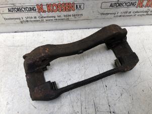 Gebruikte Remzadel links-voor Ford Transit 2.2 TDCi 16V Euro 5 Prijs op aanvraag aangeboden door N Kossen Autorecycling BV