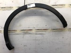 Gebruikte Spatbordverbreder Nissan Qashqai (J11) 1.2 DIG-T 16V Prijs op aanvraag aangeboden door N Kossen Autorecycling BV