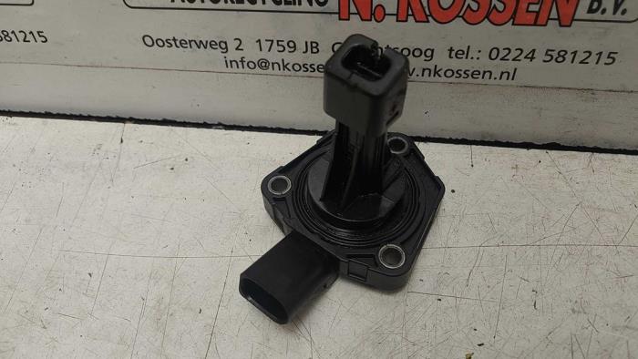 Gebruikte Oliepeil sensor Volkswagen Caddy Prijs op aanvraag aangeboden door N Kossen Autorecycling BV