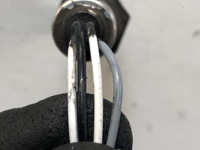 Lambda Sonde van een BMW X5 (E53) 4.4 V8 32V 2001